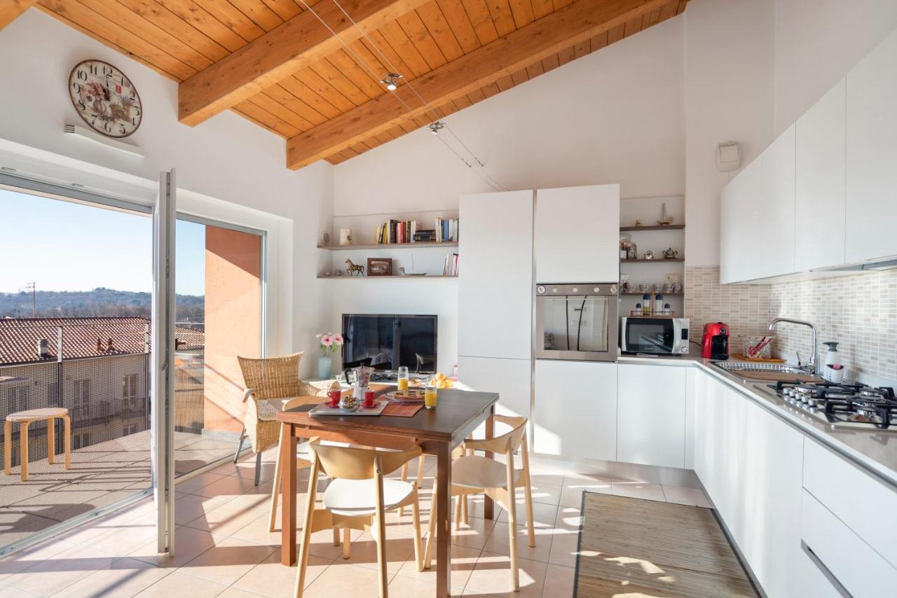 Bright Apartment Como Cavallasca Екстер'єр фото